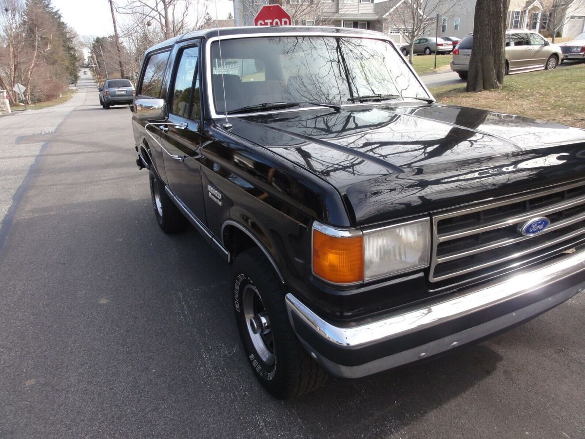 1987 Ford Bronco TAN