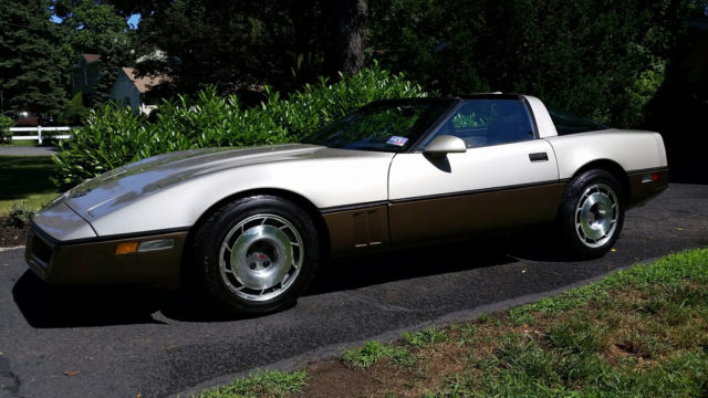 1987 Chevrolet Corvette Leather
