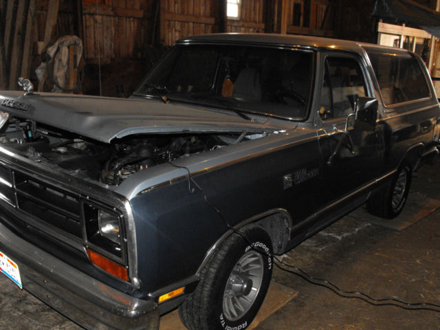 1987 Dodge Ramcharger LE-150