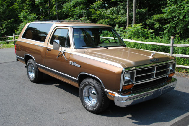 1987 Dodge Ramcharger LE150