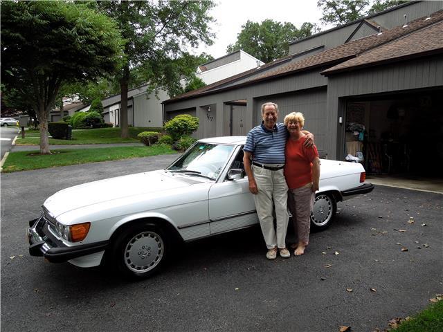 1987 Mercedes-Benz 500-Series well cared for - running and driving great