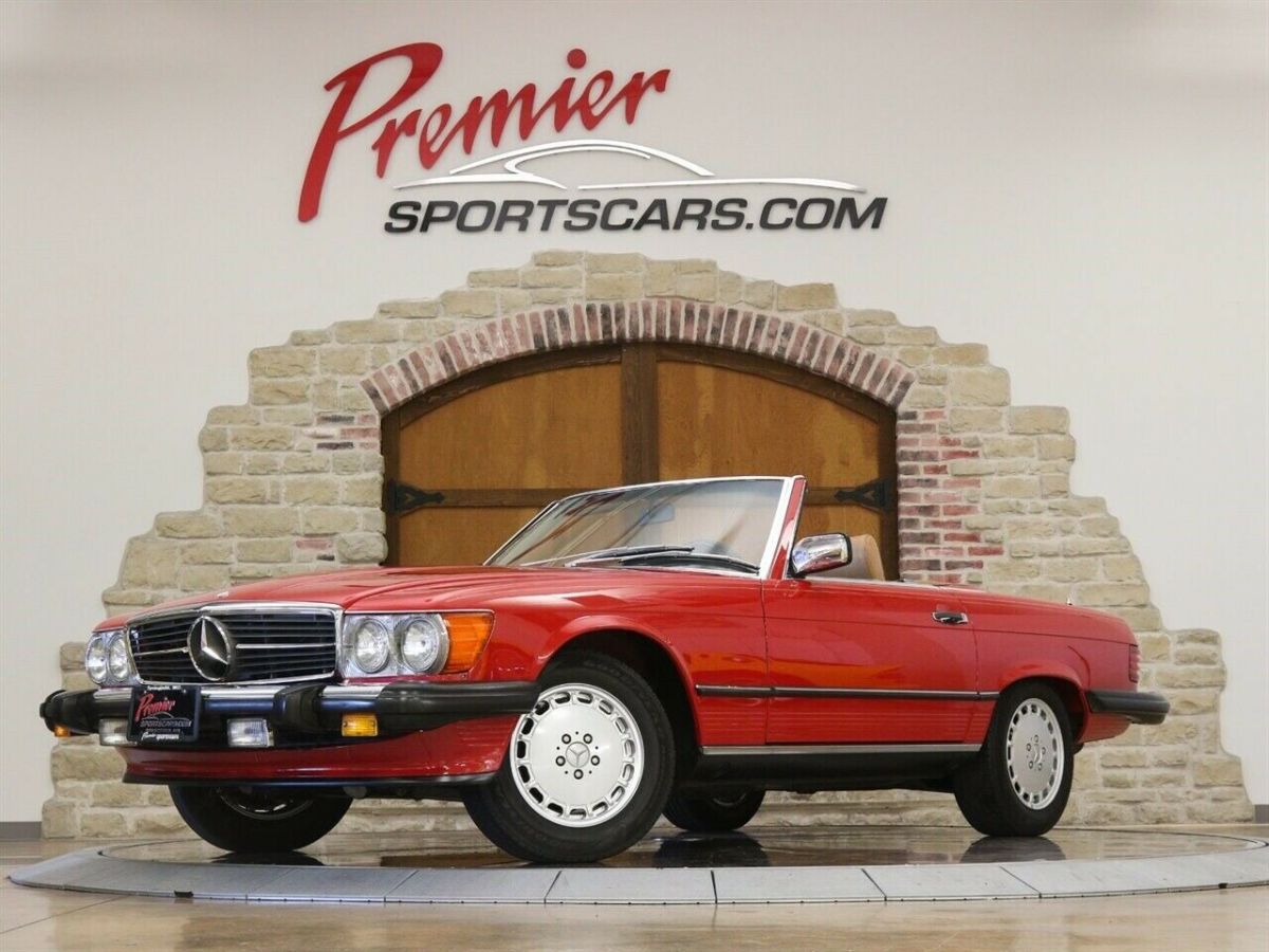 1987 Mercedes-Benz SL-Class 560-Class 560 SL, Only 47,000 2-Owner miles.
