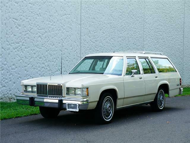 1987 Mercury Grand Marquis Colony Park GS  ONLY 21K MILES SUPER CLEAN