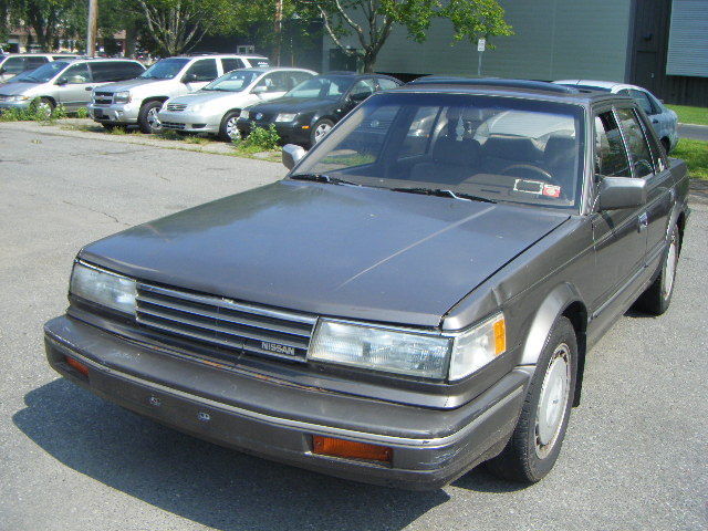 1987 Nissan Maxima SE