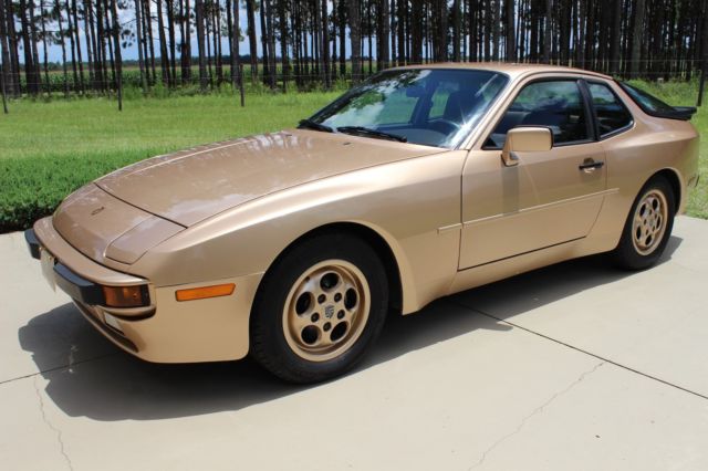 1987 Porsche 944 Beautiful Florida Low-Mileage Well Maintained