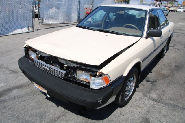 1987 Toyota Camry Deluxe