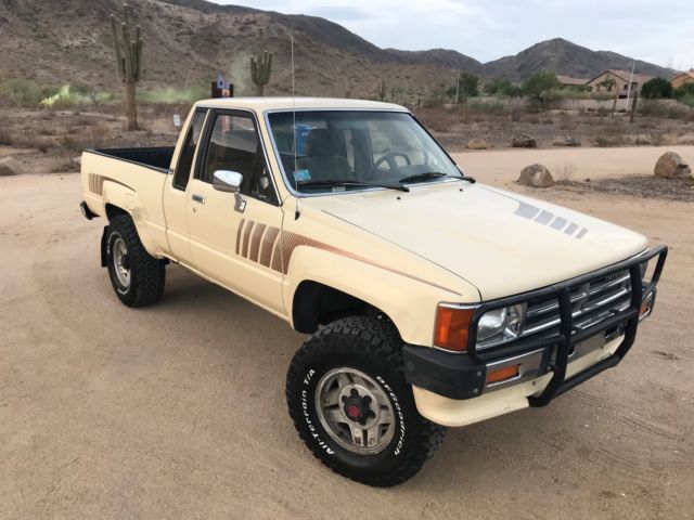 1987 Toyota Pickup Extended Cab SR5