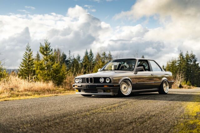1988 BMW 3-Series 325is E30