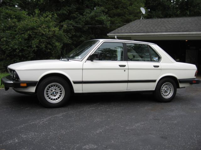 1988 BMW 5-Series Base Sedan 4-Door