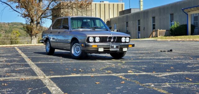 1988 BMW 5-Series