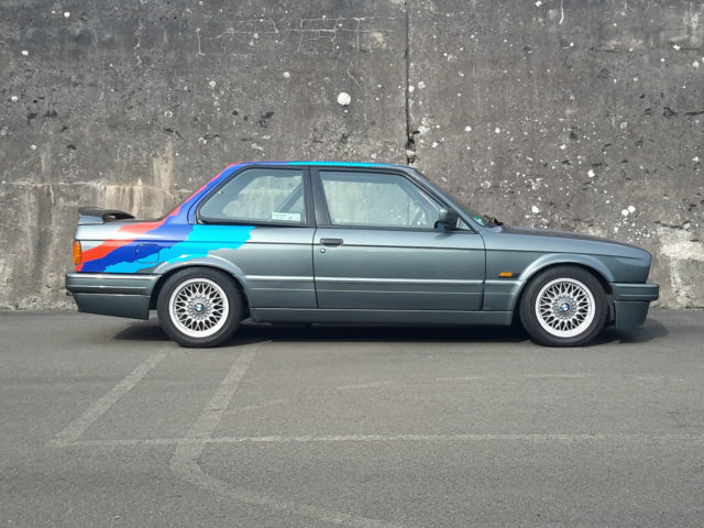 1988 BMW M3 E30  320is European Spec