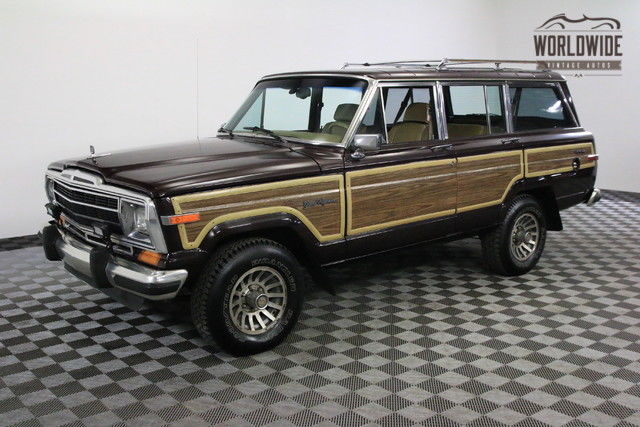 1988 Jeep Wagoneer FUEL INJECTED AUTO WOODY