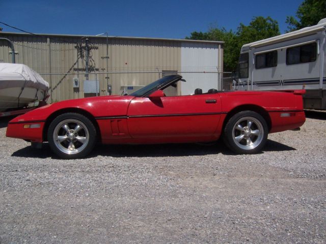 1988 Chevrolet Corvette V8 Convertible