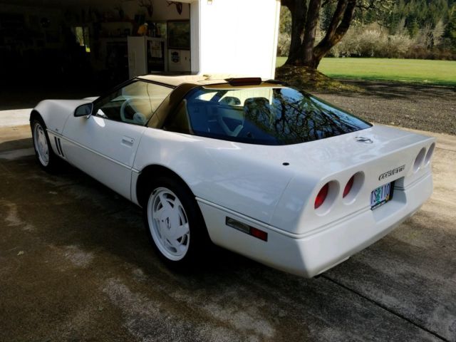 1988 Chevrolet Corvette Leather