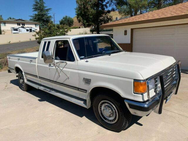 1988 Ford F-250 EXTRA CAB XLT LARIAT LONG BED 2WD 7.5L V8