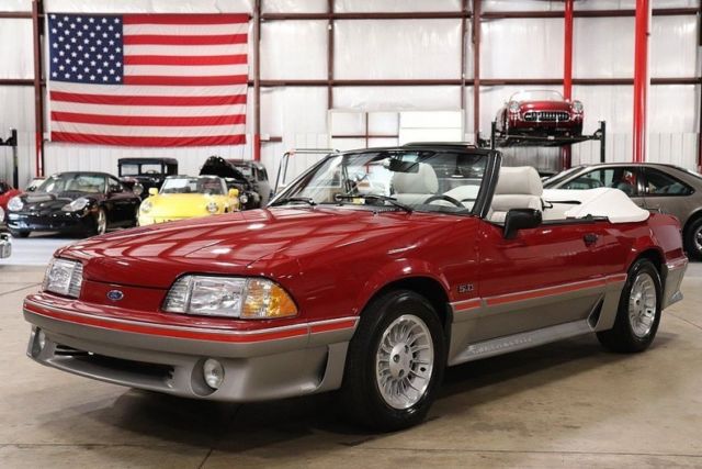 1988 Ford Mustang --