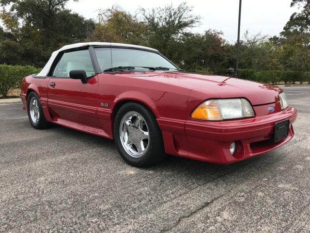 1988 Ford Mustang 5.0 GT Convertible