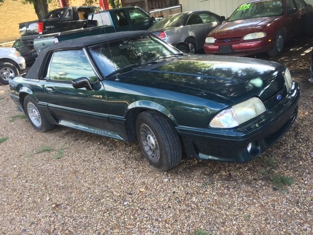 1988 Ford Mustang CONVERTABLE