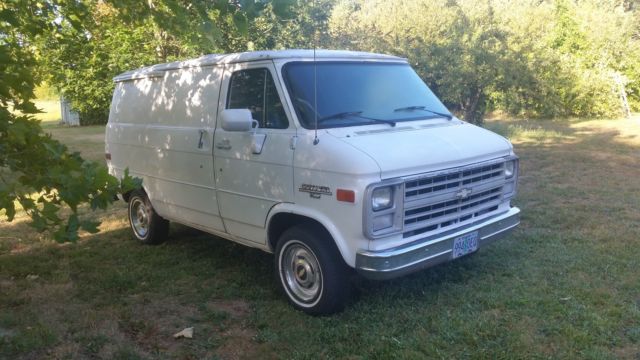 1988 Chevrolet G10 Shorty Van