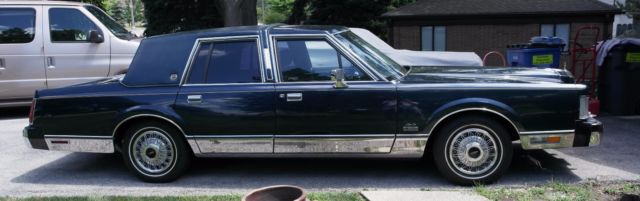 1988 Lincoln Continental Base Sedan 4-Door