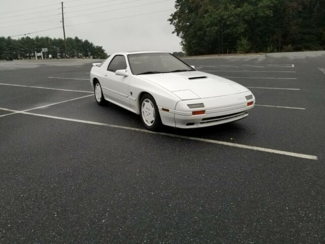 1988 Mazda RX-7 White