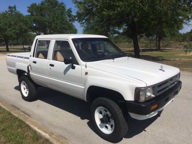 1988 Toyota Pickup Hilux