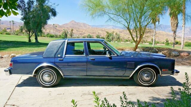 1989 Chrysler Fifth Avenue Leather