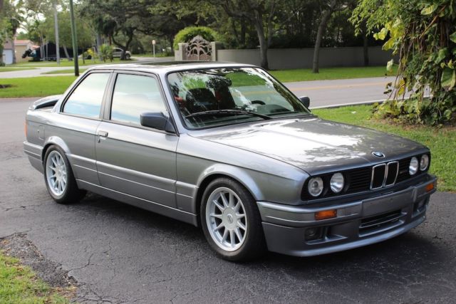 1989 BMW 3-Series 325is with M TECHNIC II kit & HARTGE accessories