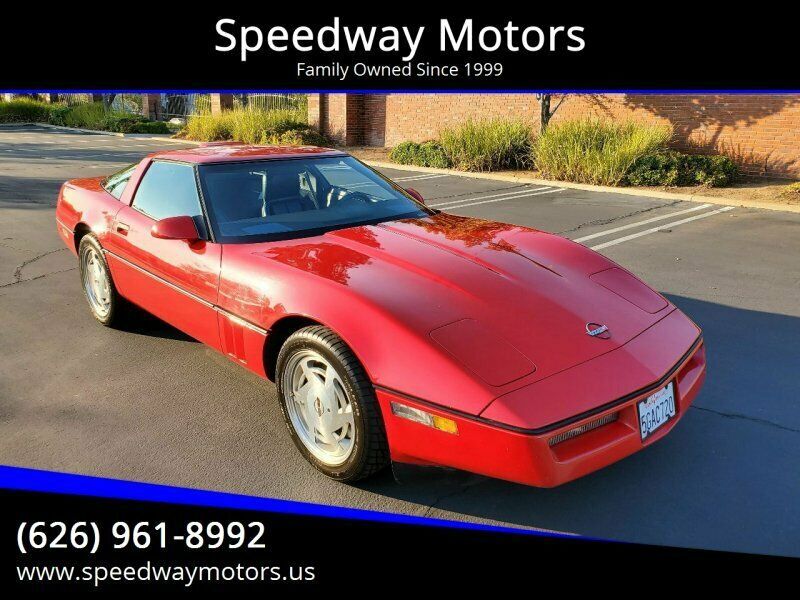 1989 Chevrolet Corvette Base 2dr Hatchback