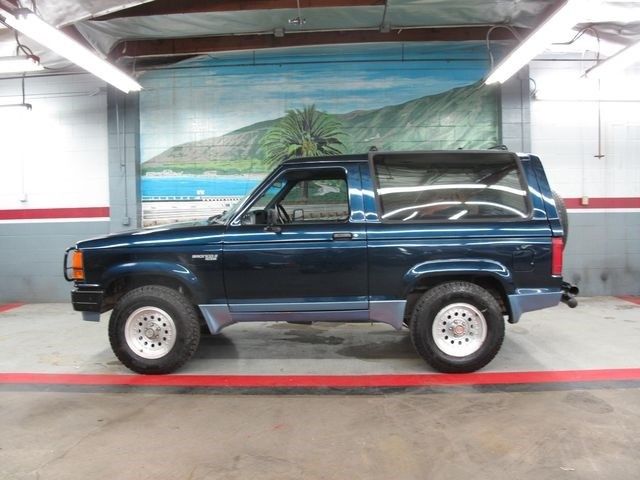 1989 Ford "Bronco II" --