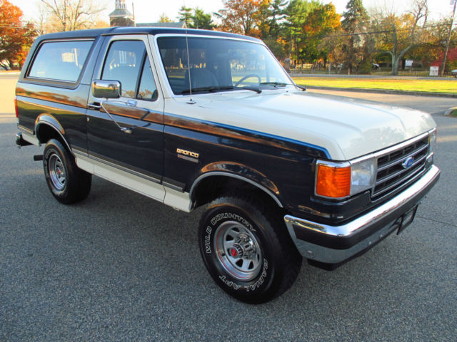 1989 Ford Bronco XLT RARE 4SPEED SURVIVOR