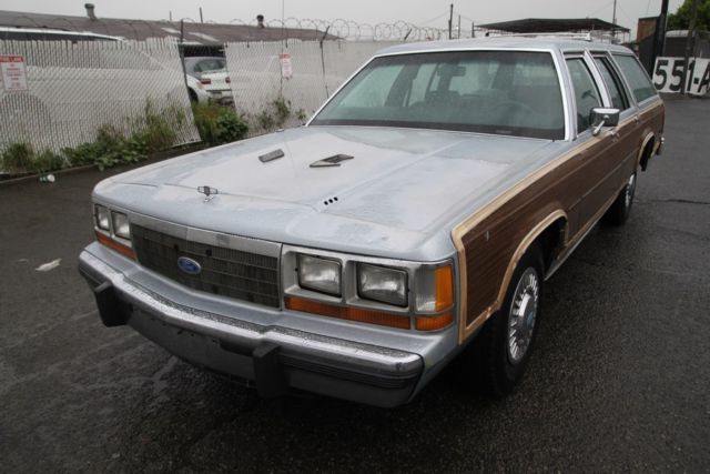 1989 Ford LTD Country Squire