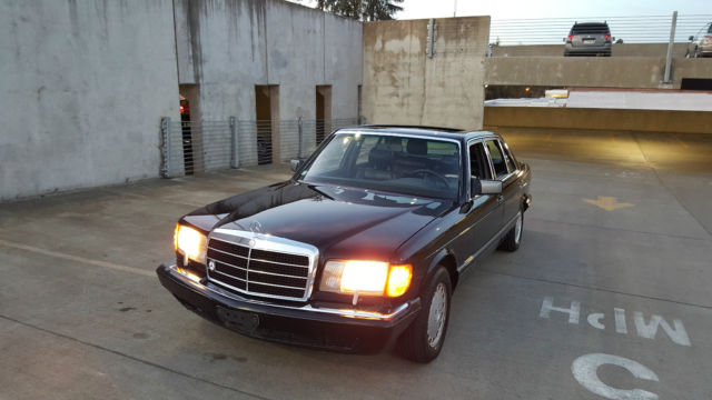 1989 Mercedes-Benz 500-Series Base Sedan 4-Door