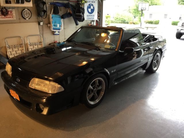1989 Ford Mustang CONVERTIBLE