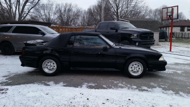 1989 Ford Mustang conv