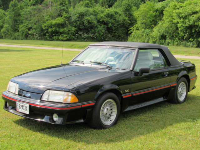 1989 Ford Mustang MUSTANG GT 5.0L HO 5spd  LOW MILES!!! SHARP!!!
