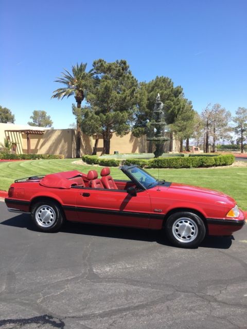 1989 Ford Mustang LX convertible