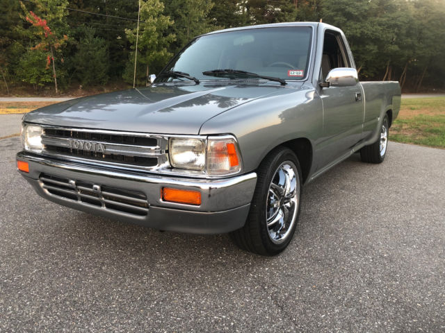 1989 Toyota Pickup Truck