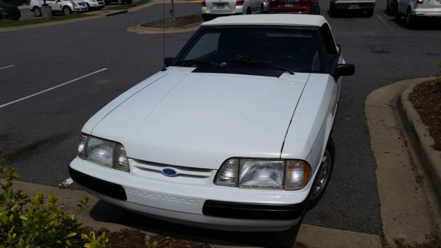 1989 Ford Mustang BASE