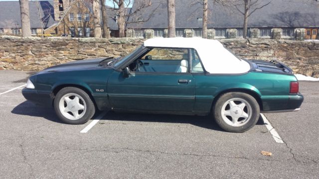 1991 Ford Mustang convertible