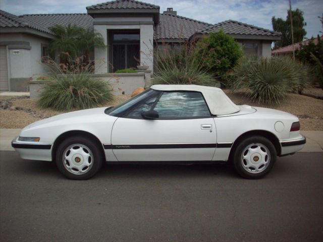 1990 Buick Reatta Select Sixty Conv.