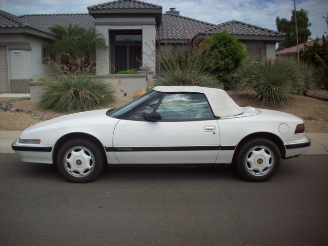 1990 Buick Reatta Select 60