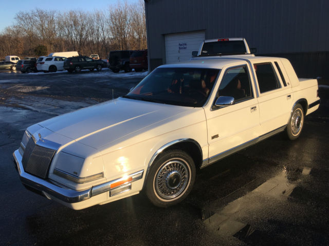 1990 Chrysler Imperial Base Sedan 4-Door