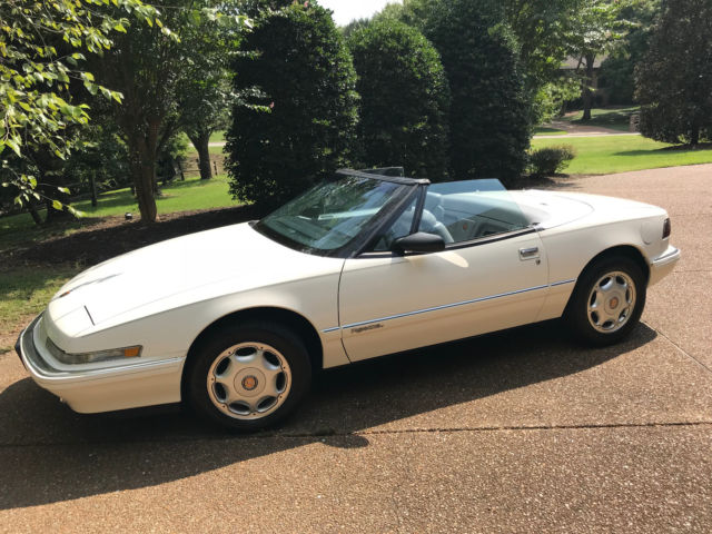 1990 Buick Reatta Convertible Concours