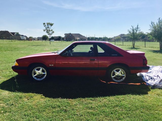 1990 Ford Mustang LX 5.0
