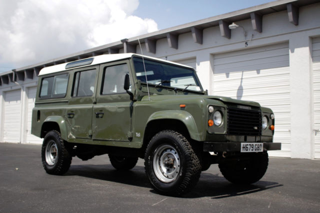 1990 Land Rover Defender County Station Wagon