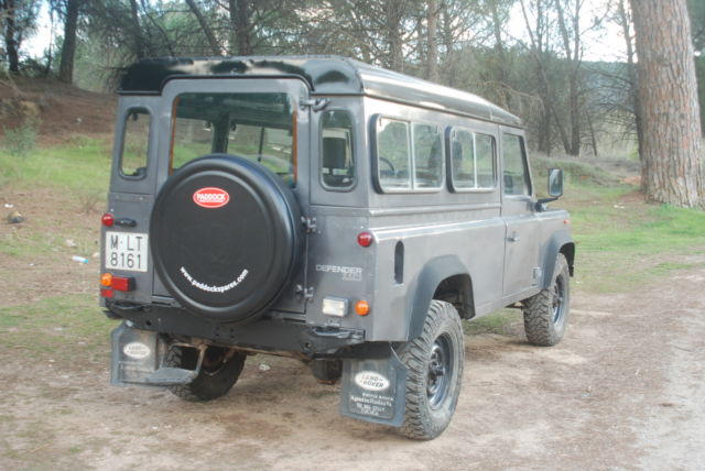 1990 Land Rover Defender Station Wagon