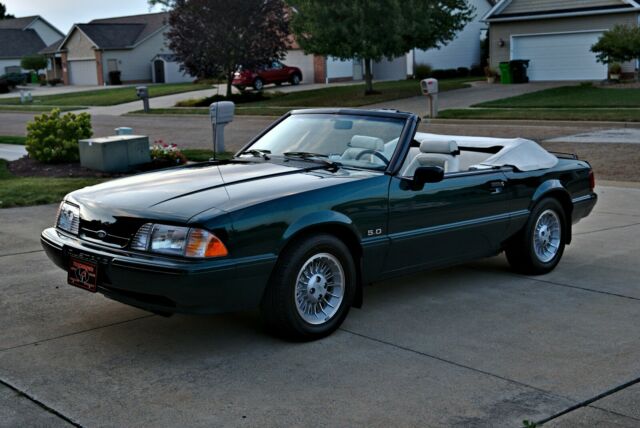 1990 Ford Mustang 7up