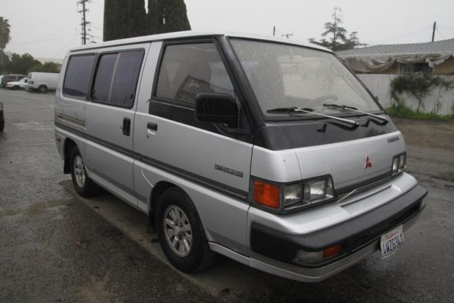 1990 Mitsubishi Van Wagon