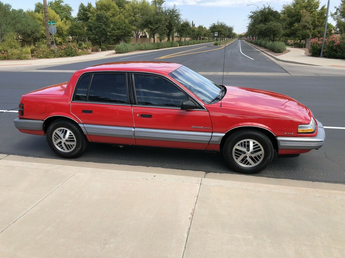 1990 Pontiac Grand Am LE